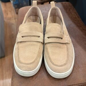Vionic Penny loafers